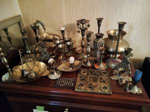 lot 107 image: Huge Collection of Brass Dcor