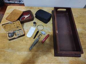 lot 150 image: Collection of Scales and Magnifying Glasses