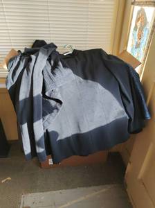 lot 173 image: Collection of Clothing- Including Vintage Levi and Other Jean Items