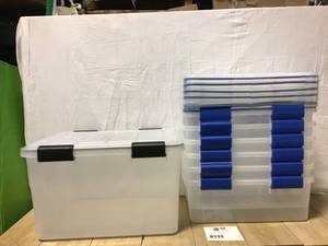 lot 17 image: PLASTIC STORAGE CASE Customer Returns See Pictures