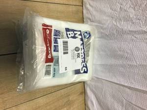 lot 66 image: Pratt Retail Specialties 100 in. x 78 in. x 14 in. Queen and King Mattress Bag Customer Returns See Pictures