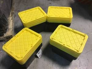 lot 79 image: BIG LOT OF STORAGE CONTAINER BLACK Customer Returns See Pictures