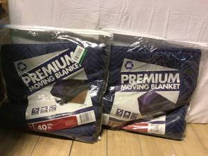 lot 47 image: Pratt Retail Specialties 80 in. L x 72 in. W Premium Moving Blanket Customer Returns See Pictures