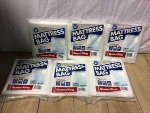 lot 49 image: Pratt Retail Specialties 100 in. x 78 in. x 14 in. Queen and King Mattress Bag Customer Returns See Pictures