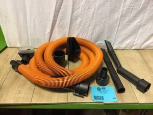 lot 69 image: RIDGID 1-14 in. Premium Car Cleaning Accessory Kit for RIDGID WetDry Shop Vacuums Customer Returns See Pictures