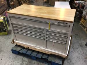 lot 113 image: 52 in. 9-Drawer Mobile Workbench in Gloss White by Husky Customer Returns See Pictures have damage on the side