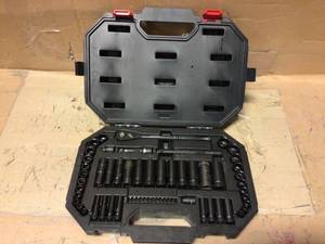 Husky 38 in. Drive 100-Position Universal SAE and Metric Mechanics Tool Set (60-Piece)��Customer Returns See Pictures