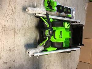Greenworks PRO 25 in. 60V Battery Self Propelled Walk-Behind Lawn Mower with (2)  Batteries and Charger��Customer Returns See Pictures