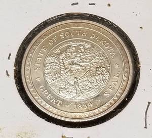 STATE OF SOUTH DAKOTA 1 TROY OZ .999 FINE SILVER ROUND