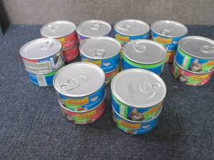 lot 2 image: 20 - 5.5 0z Cans Friskies Seafood F...