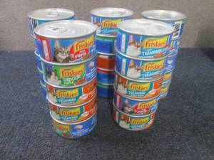 lot 6 image: 25- 5.5 oz Cans Friskies Assorted C...