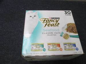 lot 8 image: Box of 30- 3 oz Cans Fancy Feast Se...