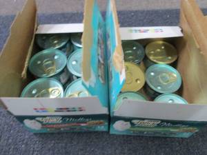 lot 9 image: 18- 3 oz  Cans Fancy Feast Medley C...