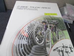 lot 61 image: BikeMate 2-Bike Trunk Rack...