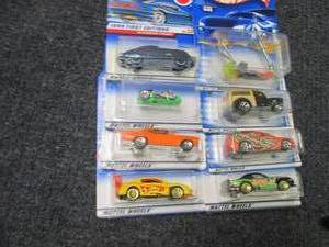 lot 113 image: 8 Assorted Hot Wheels Vehicles...