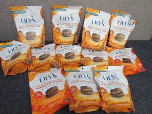 lot 124 image: 12- 3.2 oz Bags Lilys Milk Chocola...