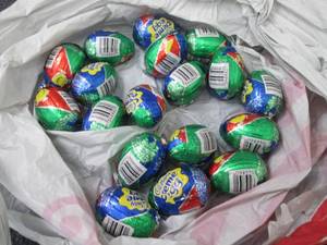 lot 171 image: 18 Cadbury Eggs...