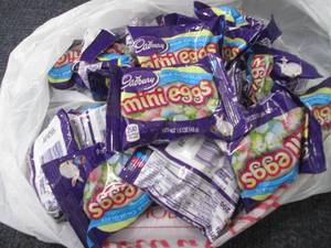 lot 176 image: 18 Cadbury Mini Eggs...