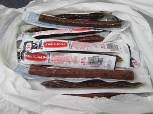 lot 183 image: 18 Original Jack Links Beef Sticks...