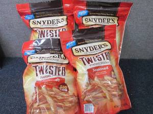 lot 192 image: 4- 22 oz Snyders Seasoned Twisted ...