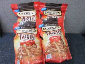 lot 193 image: 4- 22 oz Snyders Seasoned Twisted ...
