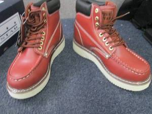 lot 237 image: Five Star 6 Wine Red Leather Boot ...