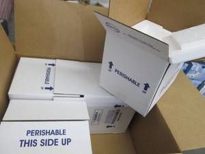 lot 286 image: Case of 4 Insulated Foam Shipping K...