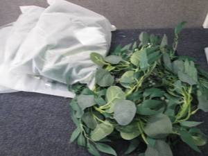 lot 391 image: 4 pks Artificial Eucalyptus Leaves ...