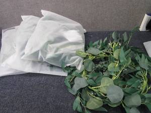lot 392 image: 4 pks Artificial Eucalyptus Leaves ...