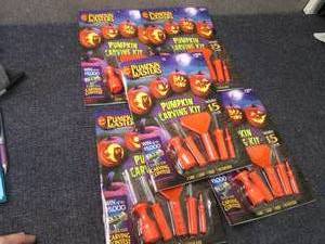 lot 410 image: 5 Pumpkin Carving Kits Retail $3.94...