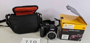 lot 119 image: KODAK PIXPRO AZ401 Digital Camera with Carrying Case
