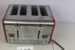 lot 129 image: MegaChef 4-Slice Wide-Slot Toaster