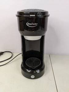 lot 131 image: Black Betty Crocker Single Serve Coffeemaker 