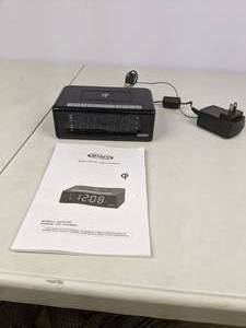 lot 116 image: Jensen Dual Alarm Clock Radio with Qi Charging