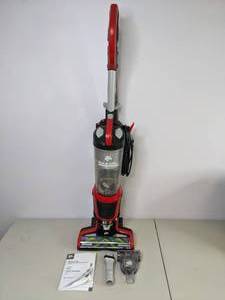 lot 88 image: Dirt Devil Razor Upright Vacuum