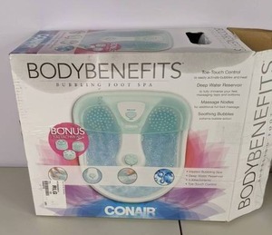 lot 166 image: Conair Body Benefits Bubbling Foot Spa