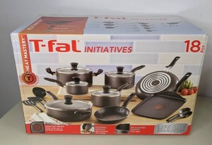 lot 198 image: T-FAL Initiatives Non-stick 13 Pc. Cookware Set, Black