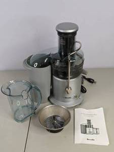 lot 265 image: Breville Juice Fountain Plus