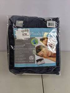 lot 303 image: Biddeford Microplush Electric Heated Blanket - Queen