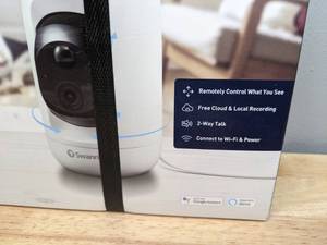 lot 70 image: Brand New Swann 1080p HD Pan & Tilt Wi-Fi Wireless Security Camera