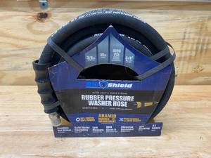 lot 26 image: Blu Shield Pressure Washer Hose (35 ft.)