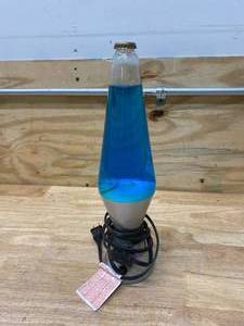 lot 102 image: Lava Lamp