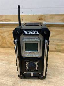 lot 51 image: MAKITA 18-Volt LXT Lithium-Ion Cordless Bluetooth Job Site Radio (Tool Only)