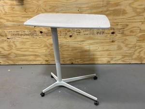 lot 82 image: Portable Work Table