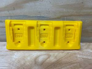 lot 75 image: 20v Battery Holder