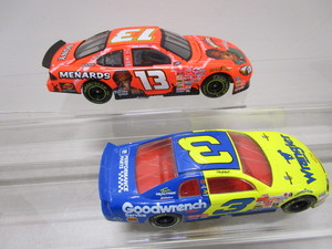 lot 8 image: Diecast Stock Cars