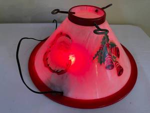 lot 177 image: Amazing Vintage Lighted Christmas Tree Stand