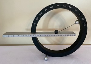 lot 17 image: Magnetic Calendar by Gideon Dagan from The Museum of Modern Art