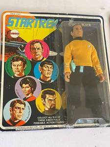 lot 202 image: Vintage Star Trek Figures New in the Package