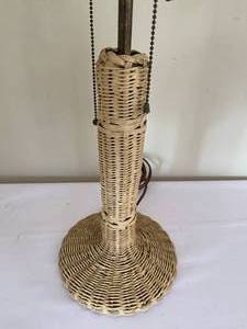 lot 218 image: Vintage Wicker Dual Pull Chain Lamp